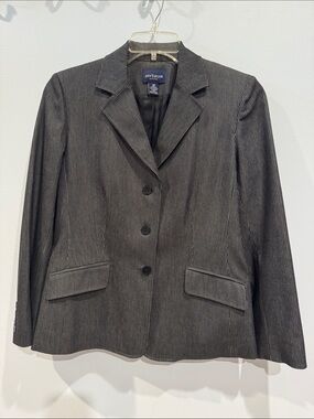 Ann Taylor petite pinstripe blazer three-button closure and classic flap pockets